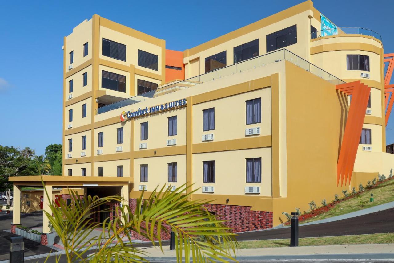 Comfort Inn & Suites Tobago Signal Hill Extérieur photo